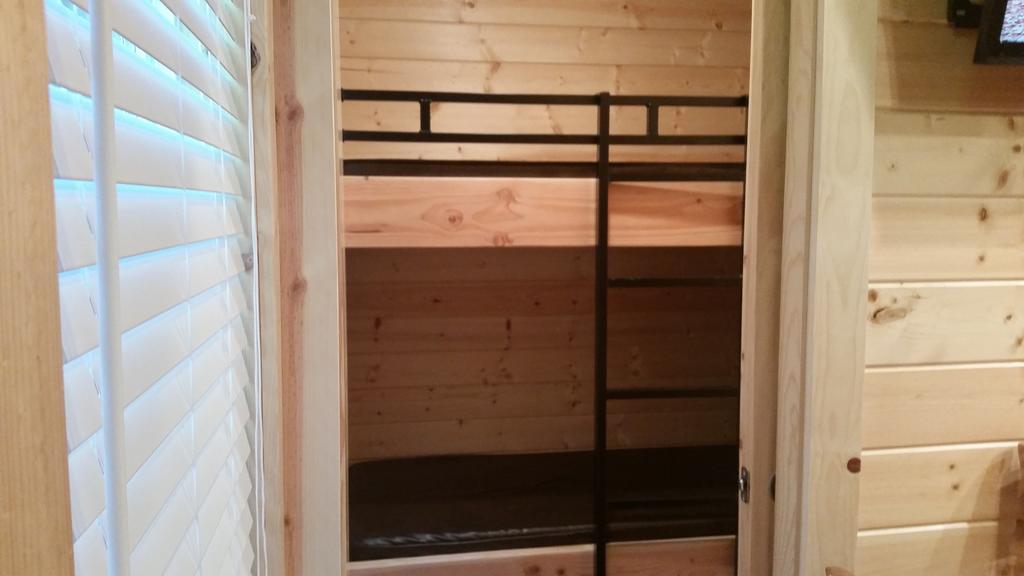 Tall Chief Camping Resort Cottage 1 Pleasant Hill エクステリア 写真